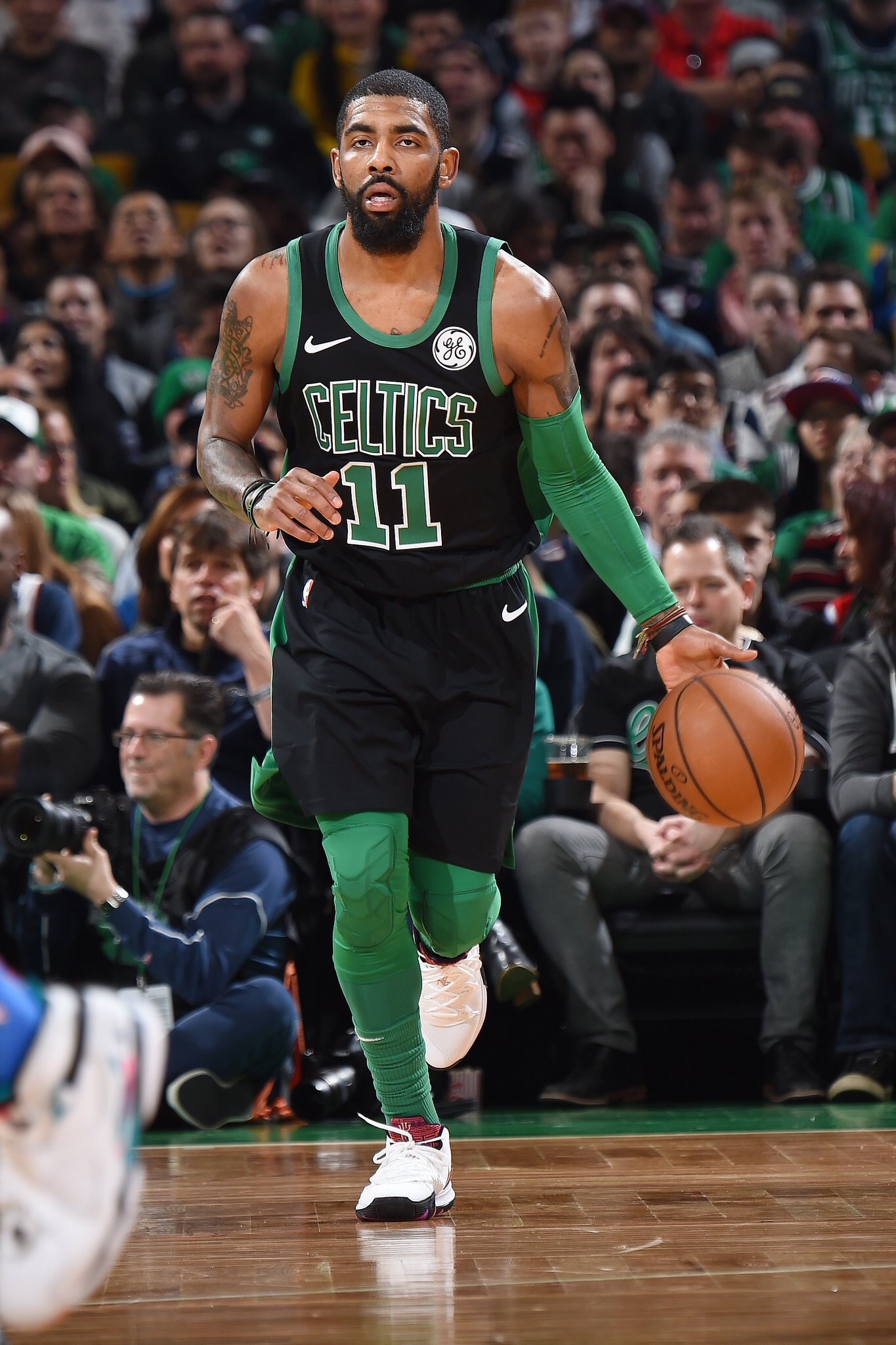 不禁让人思 不禁让人思