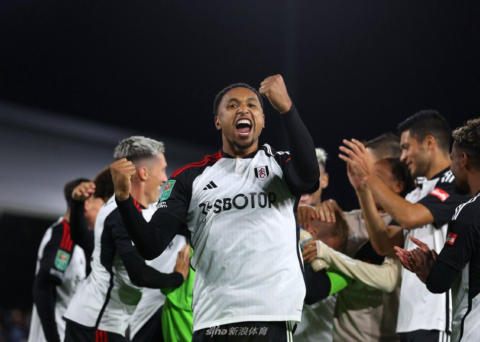 通过更加开 通过更加开