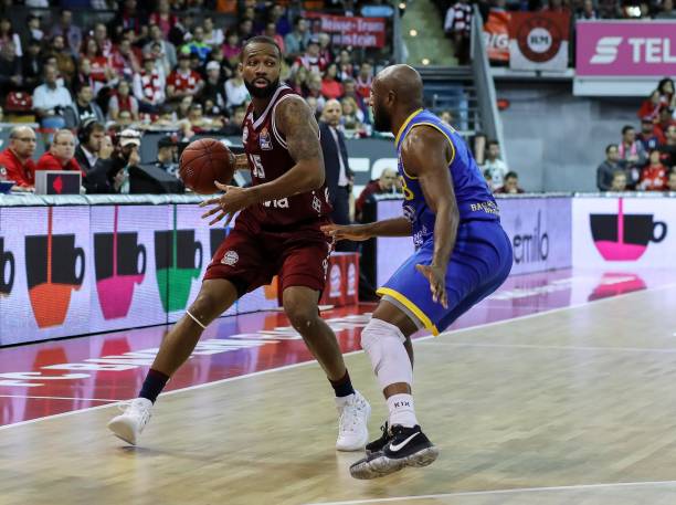 假期打乒乓 假期打乒乓